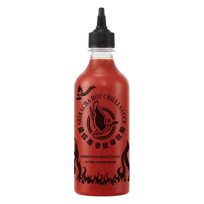 Flying Goose Sriracha Blackout Chilli Sauce 455ml